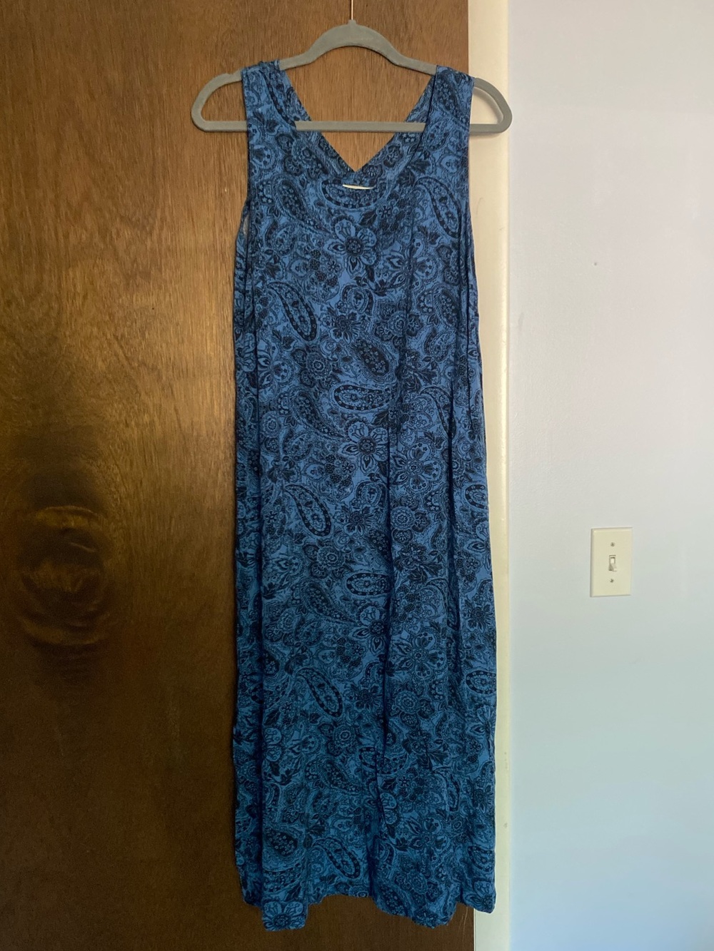 VTG 90s Mom White Stag Blue Paisley Sleeveless Maxi Dress